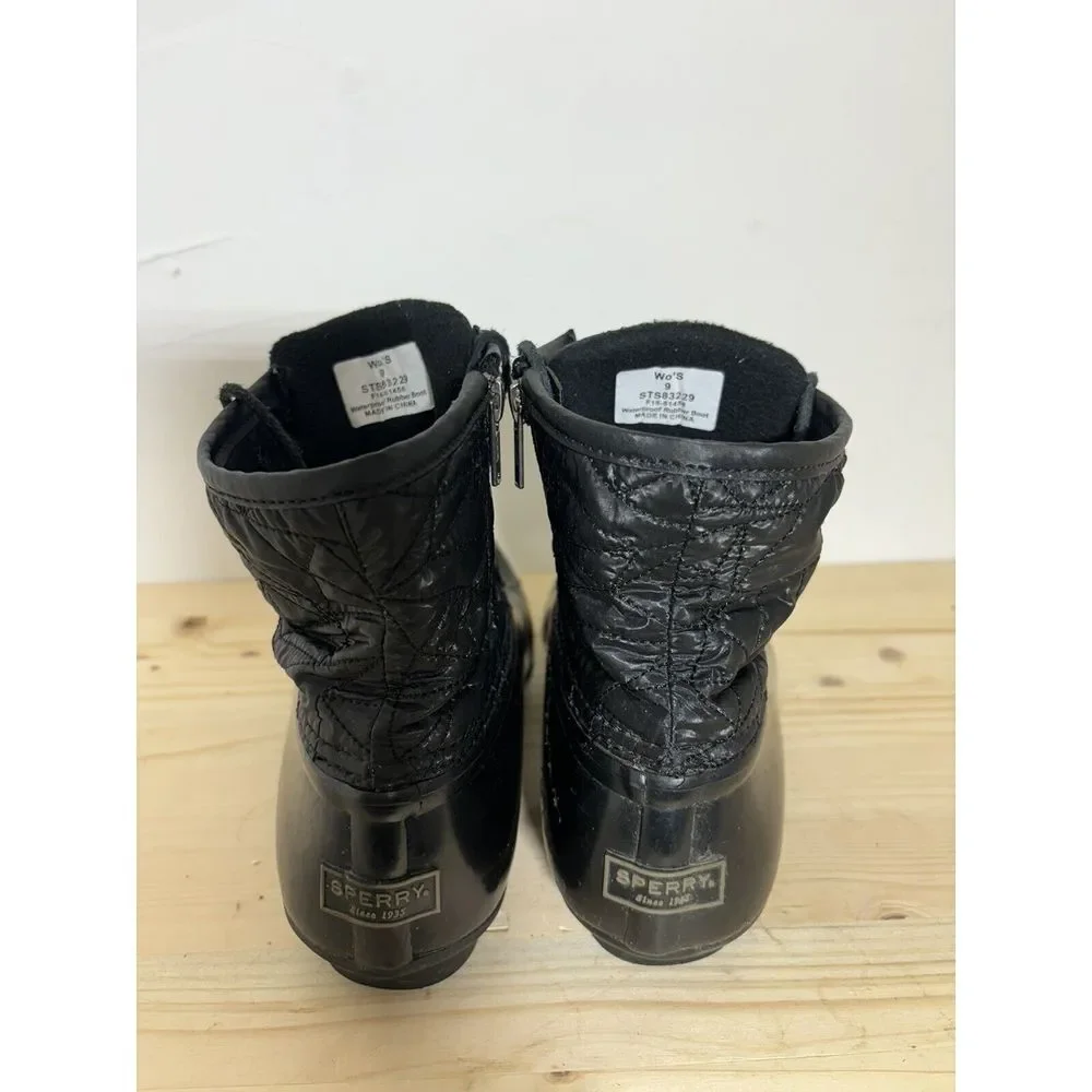 Sperry Saltwater Quilted‎ Duck Boot Women's Size 9 Black U11
